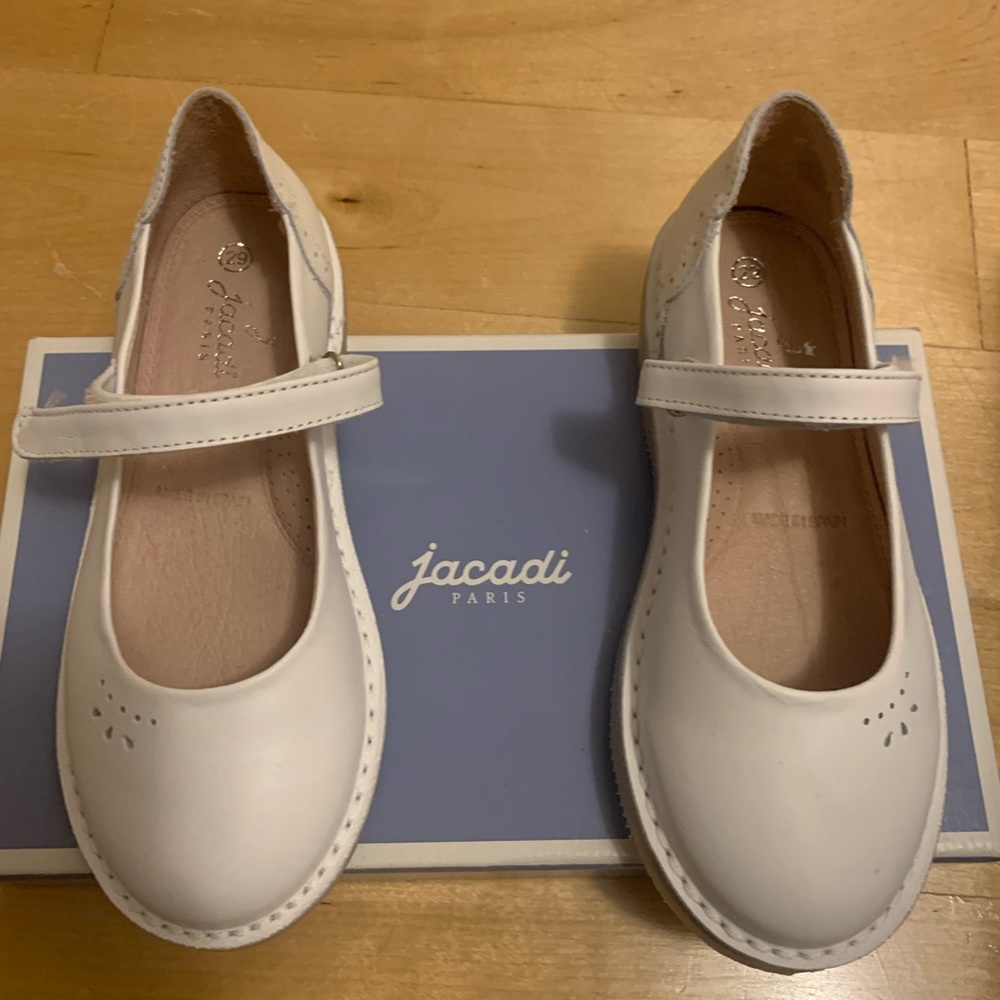 Jacadi Mary Janes leather Berthe shoe - white. NEW. Size 29/11.5. Velcro strap.